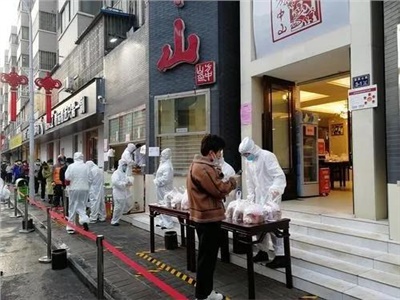 【慧运营】餐饮复工怎么搞？来跟方中山抄作业了